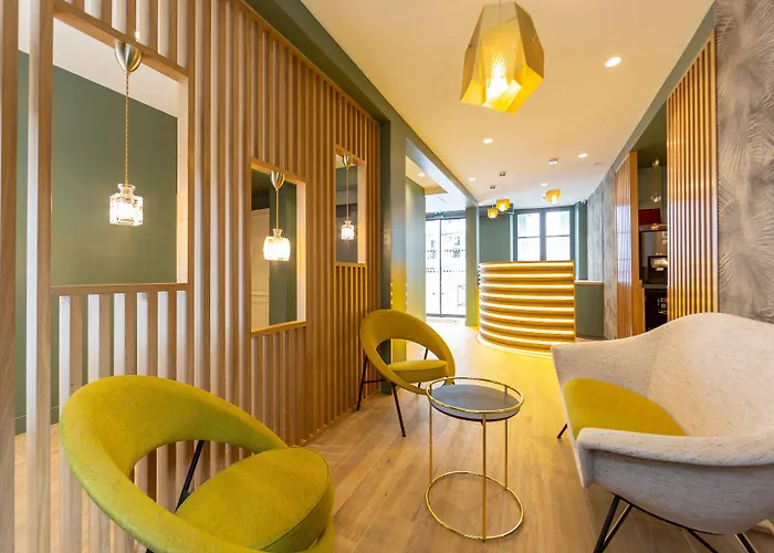 Logis 15 Montparnasse Hotel 4*