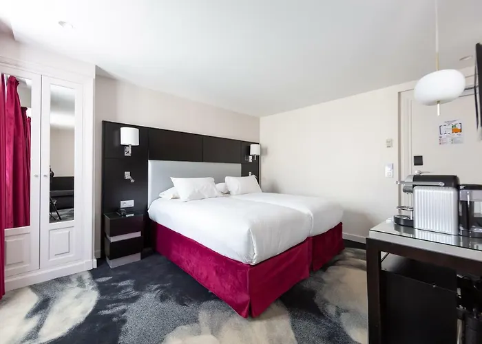 Logis 15 Montparnasse 4* Parigi