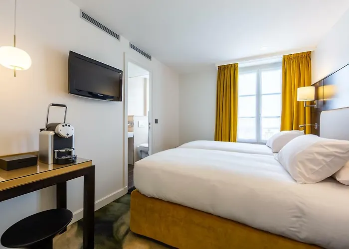 Hotel Logis 15 Montparnasse 4*