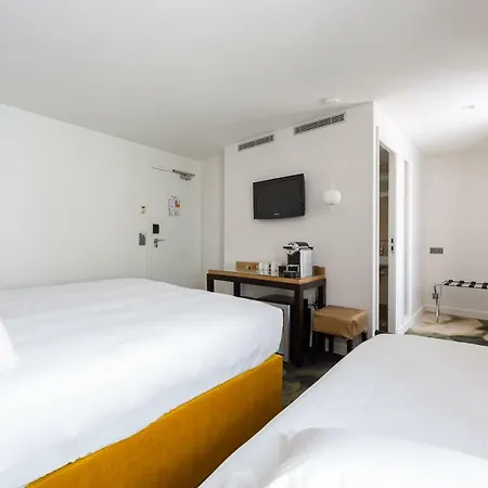 Logis 15 Montparnasse 4* Paříž