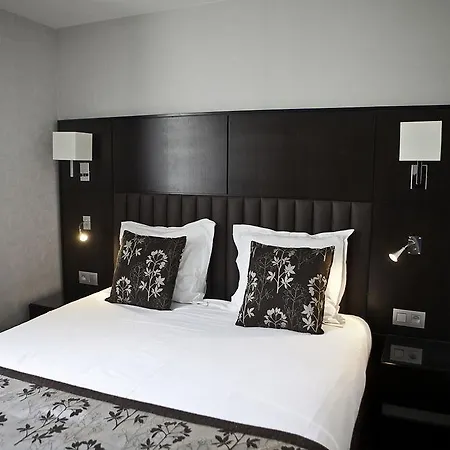 Logis 15 Montparnasse 4* Paris