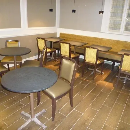 מלון Logis 15 Montparnasse 4*