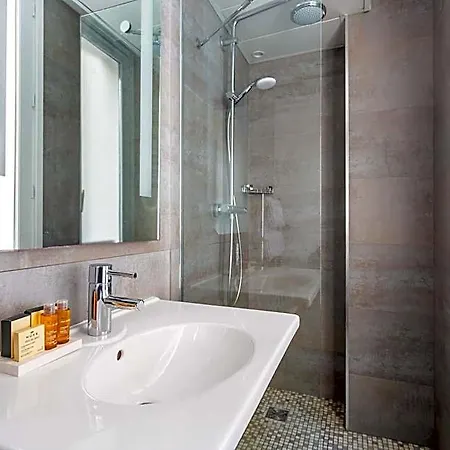 Logis 15 Montparnasse Otel