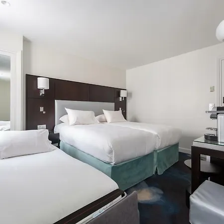 Logis 15 Montparnasse Otel 4*