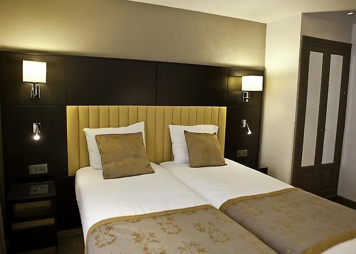 Hotell Logis 15 Montparnasse