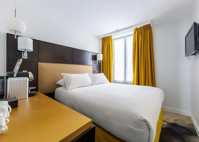 Logis 15 Montparnasse 4*